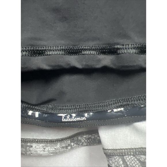Lululemon Circuit Breaker Skirt II Regular13”Interlaced Alpine White Black Sz 12 - Picture 9 of 14